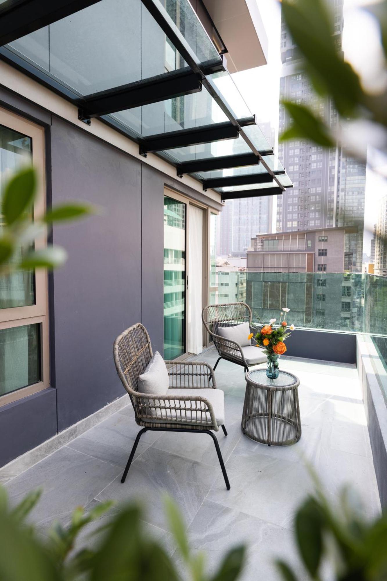 מלון Pure Eleven Bangkok 4*