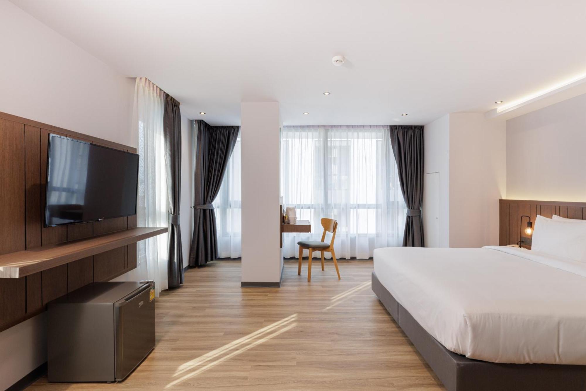 Pure Eleven Bangkok 4*